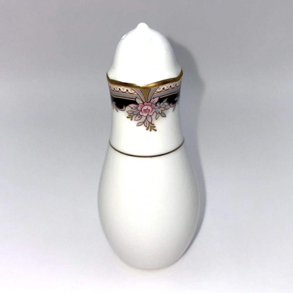 Noritake Luxury Palais Royal Porcelain Bone China pepper shaker